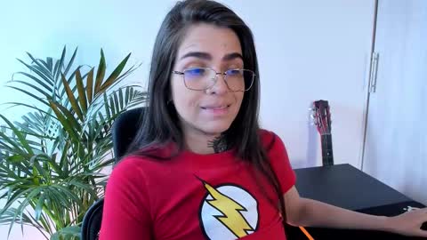 Snapshot of meurief chatting on 11.30.25 Meurif online show from 11.30.25