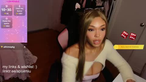 Snapshot of mew2wo chatting on 01.06.26 mew2wo online show from 01.06.26