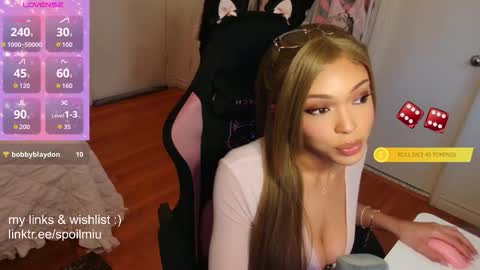 Snapshot of mew2wo chatting on 02.03.26 mew2wo online show from 02.03.26