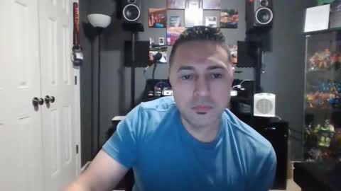 Snapshot of mexirican80 chatting on 02.06.26 The MexiRican online show from 02.06.26