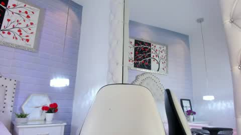 Snapshot of meybaldini chatting on 07.01.26 Mey Cute online show from 07.01.26