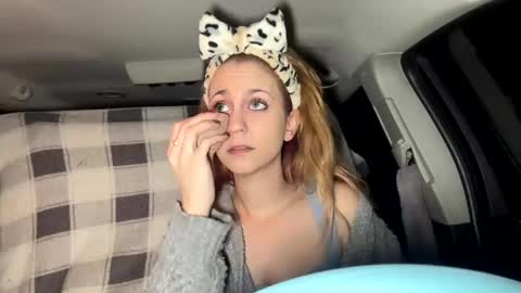 Snapshot of mezzy69 chatting on 01.06.25 mezzy69 online show from 01.06.25