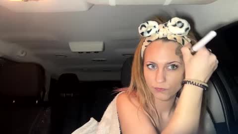 Snapshot of mezzy69 chatting on 01.25.25 mezzy69 online show from 01.25.25