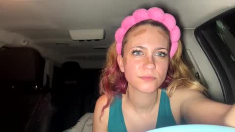 Snapshot of mezzy69 chatting on 02.04.25 mezzy69 online show from 02.04.25