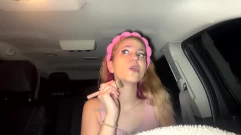 Snapshot of mezzy69 chatting on 02.28.25 mezzy69 online show from 02.28.25