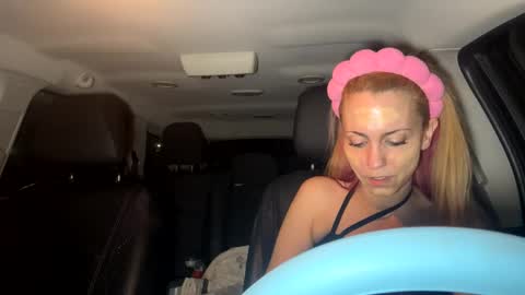 Snapshot of mezzy69 chatting on 03.06.25 mezzy69 online show from 03.06.25