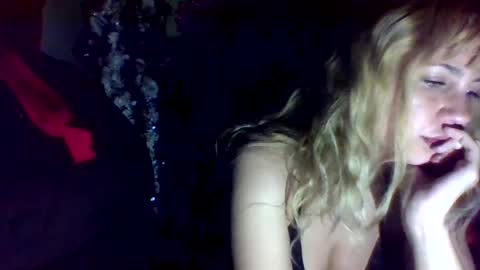 Snapshot of mezzy69 chatting on 10.07.25 mezzy69 online show from 10.07.25