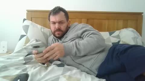 Snapshot of mg_of chatting on 09.25.25 mg-of online show from 09.25.25