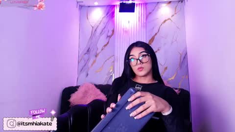 Mhia Kate online show from 05.01.26