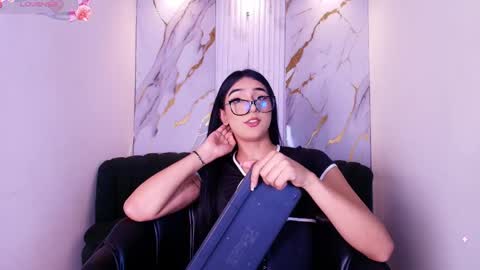 Mhia Kate online show from 05.11.26