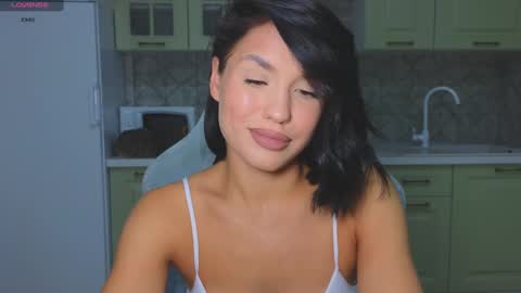 Mia online show from 10.01.25