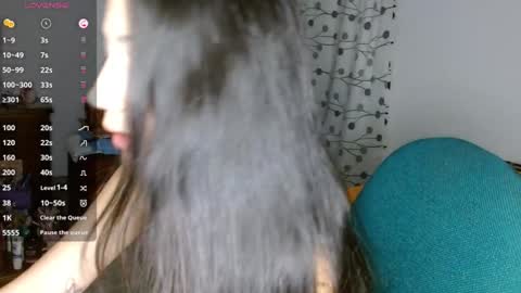 Mia online show from 12.13.24