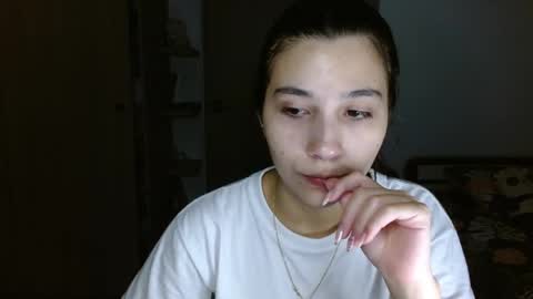 Mia online show from 05.12.26