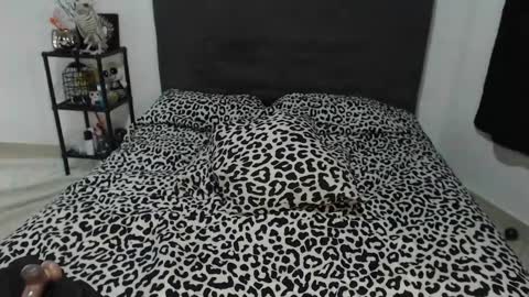 mia online show from 12.28.24