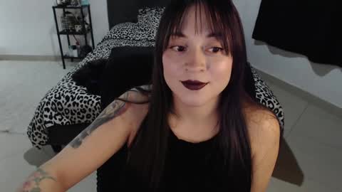 mia online show from 12.28.24