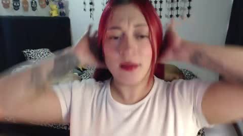 Snapshot of mia_adams_red chatting on 06.02.26 mia online show from 06.02.26