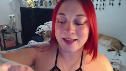 Snapshot of mia_adams_red chatting on 07.30.26 mia online show from 07.30.26