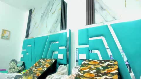 Mia online show from 09.09.25