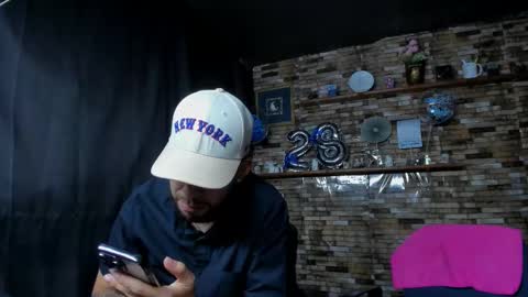 Snapshot of mia_and_vincentt chatting on 09.16.25 Mia and vincentt model indepent online show from 09.16.25