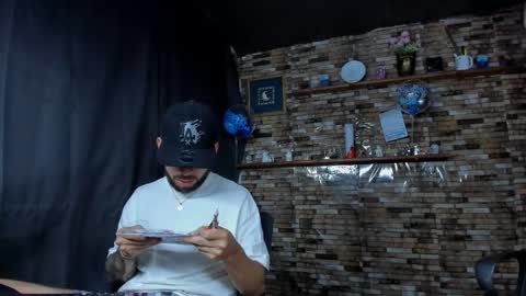 Snapshot of mia_and_vincentt chatting on 10.04.25 Mia and vincentt model indepent online show from 10.04.25