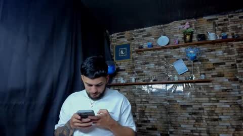 Snapshot of mia_and_vincentt chatting on 10.14.25 Mia and vincentt model indepent online show from 10.14.25