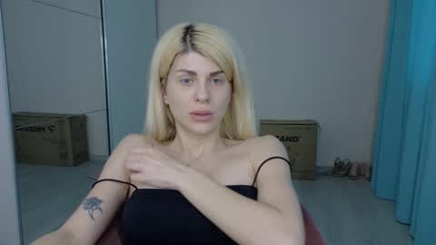 mia_angel online show from 05.22.26