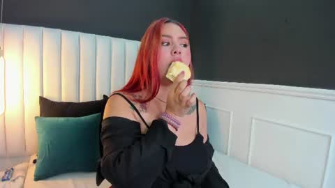 Mia online show from 06.26.26