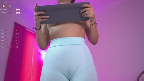 Anna online show from 01.28.25