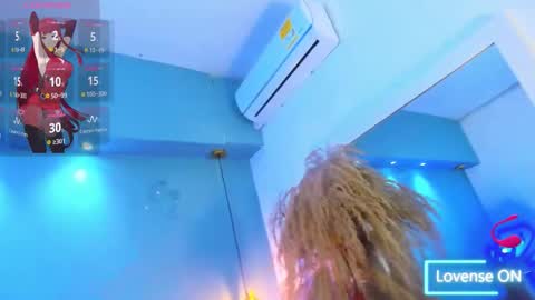 Snapshot of mia_collins09 chatting on 03.01.26 mia_collins09 online show from 03.01.26