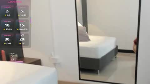 M I A  online show from 01.18.26