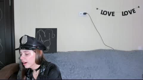 Mia  next stream Thursday 1400 UTC1 Friday 1400 UTC1 online show from 03.11.25