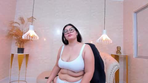 Mia Curvyy  online show from 03.16.26