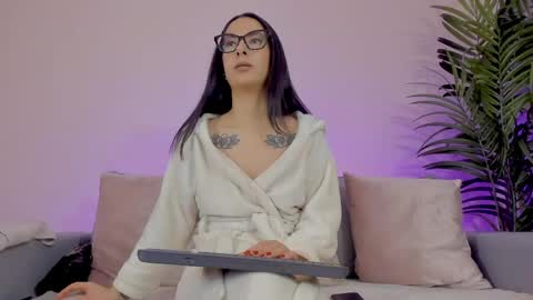 Sarah Luna online show from 05.18.26