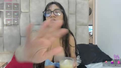 mia_diamond77 online show from 03.17.26