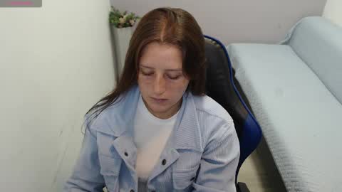 Mia online show from 11.20.25