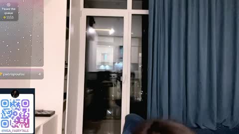 Snapshot of mia_fairytale chatting on 04.01.26 Im Mia - like it if you like the show online show from 04.01.26