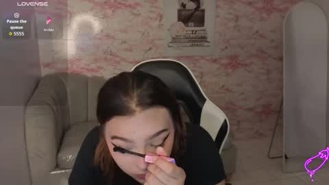 Mia online show from 02.22.26