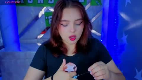 Mia online show from 07.04.26