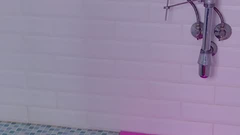 Mia online show from 12.14.24