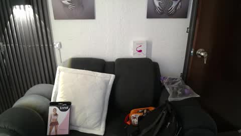 mia_garcia28 online show from 09.30.25