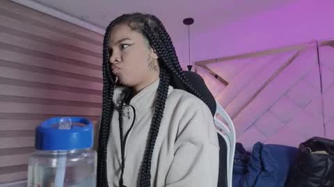 Mia online show from 03.15.26