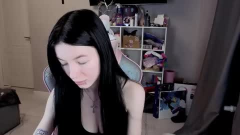 MIA HELP ME REACH 100 LIKES online show from 02.18.26