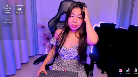 Mia online show from 01.11.25