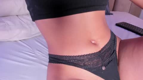  I am Mia  online show from 03.12.25