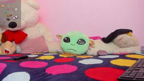 Mia J Abbey online show from 01.16.25