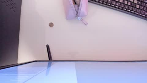    online show from 11.03.25