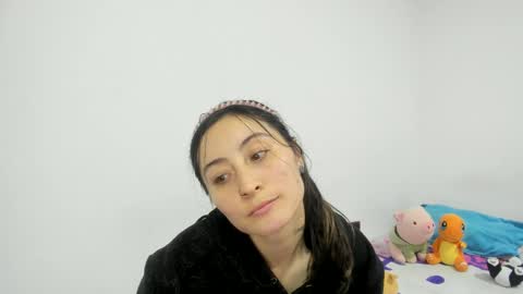 mia kaneee online show from 12.21.24