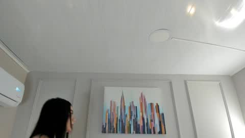 Mia online show from 08.09.26