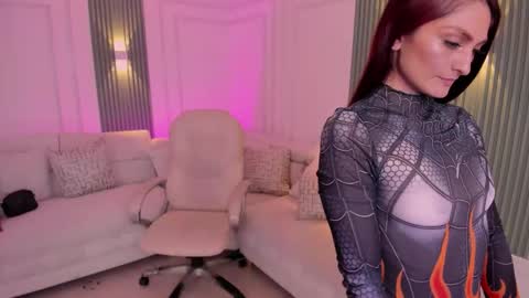 Mia Lane online show from 03.18.26