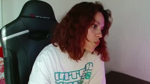 mia_luiza online show from 06.08.26